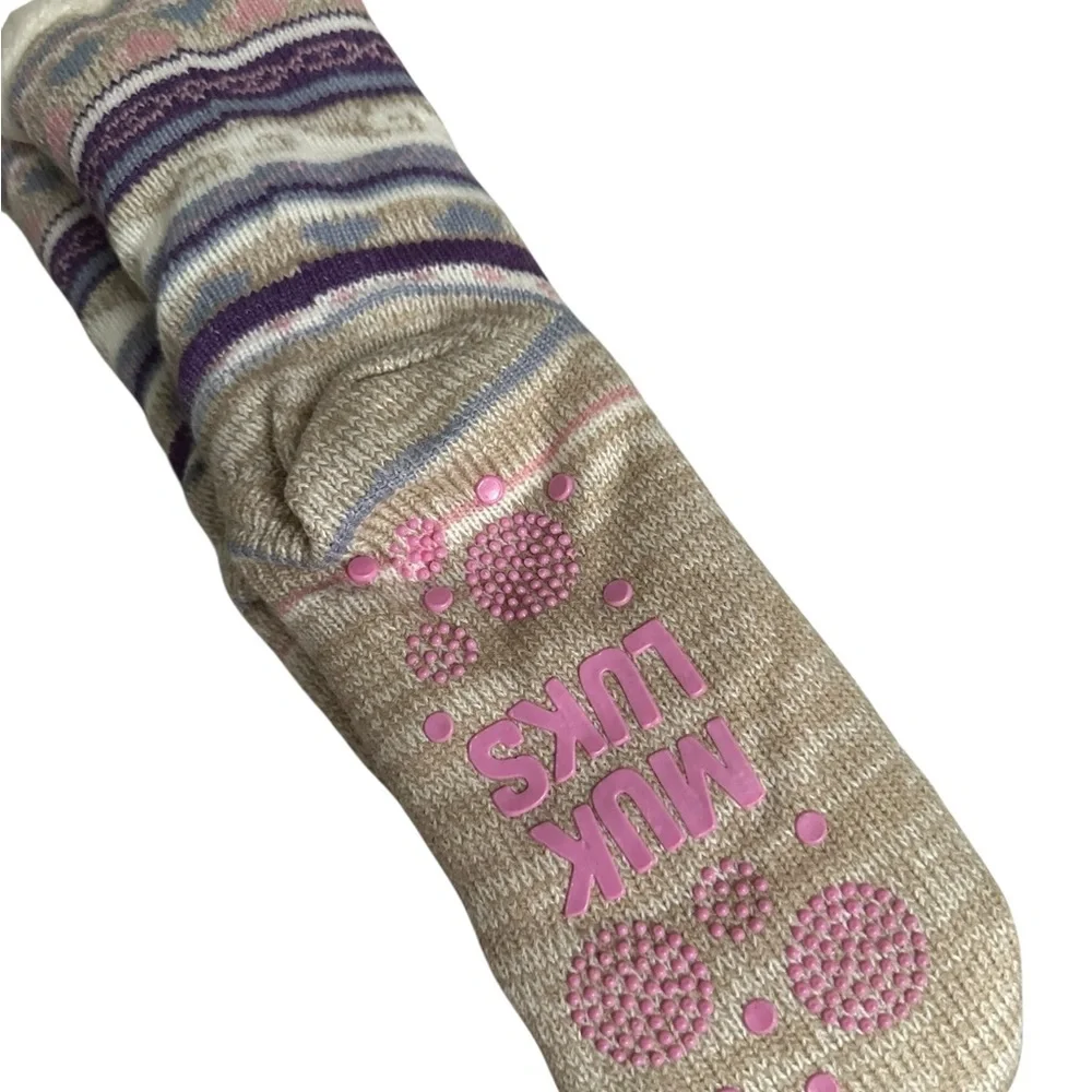 Muk Luks Cabin Socks Treated with Jojoba Oil NWT - S/M 6-8 Giftable